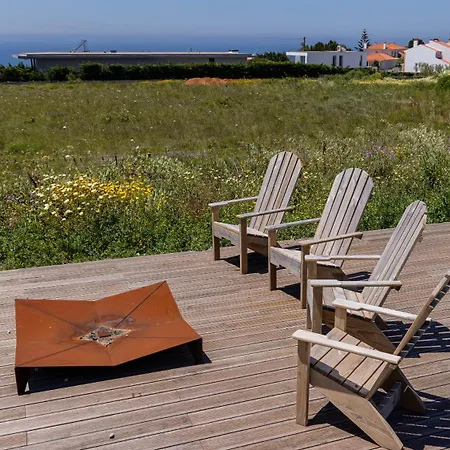 Stunning House With Pool By Lovelystay *