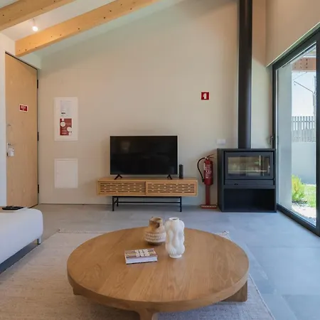 Villa Stunning House With Pool By Lovelystay Santo Isidoro