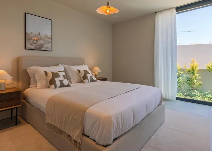 Villa Stunning House With Pool By Lovelystay Santo Isidoro