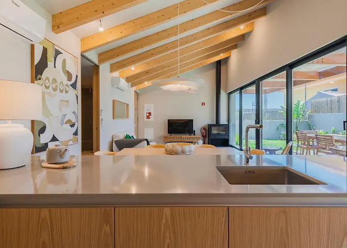 Stunning House With Pool By Lovelystay Santo Isidoro