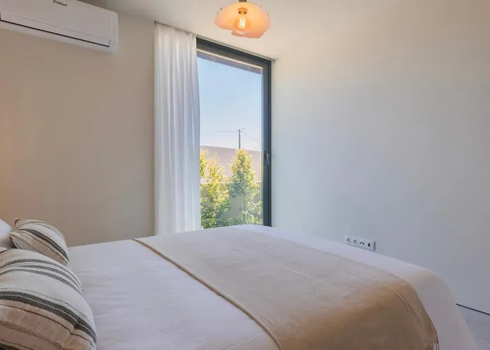 Stunning House With Pool By Lovelystay Villa *