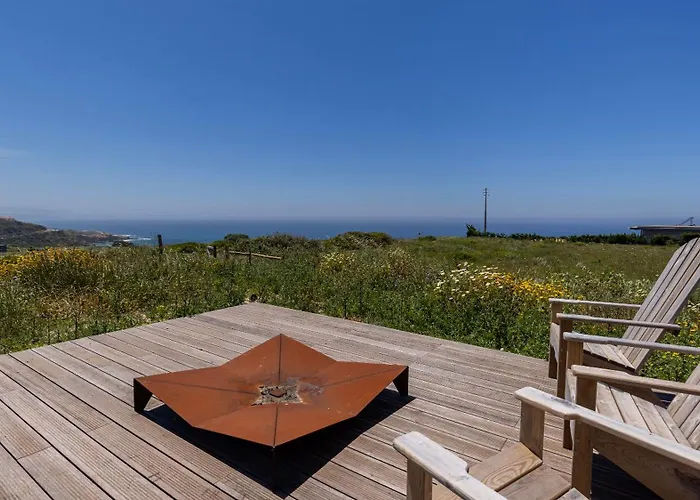 Stunning House With Pool By Lovelystay *